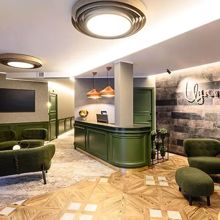 Ugandi Hotel 3*
